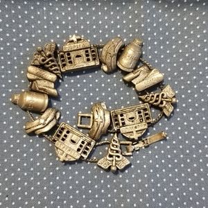 2/$20 Vintage Silver plate charm bracelet